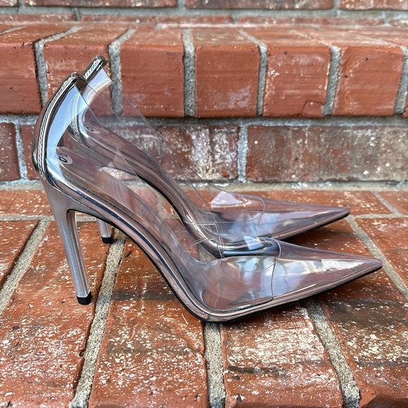 Good American Shoes - Good American Clear Lucite Cinderella Women's Pump Heels Size 6.5